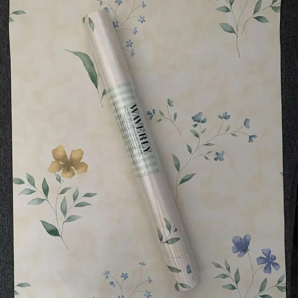 Waverly Vintage Floral Early 2000s Botanical Wallpaper 20.5 x 11 yds.